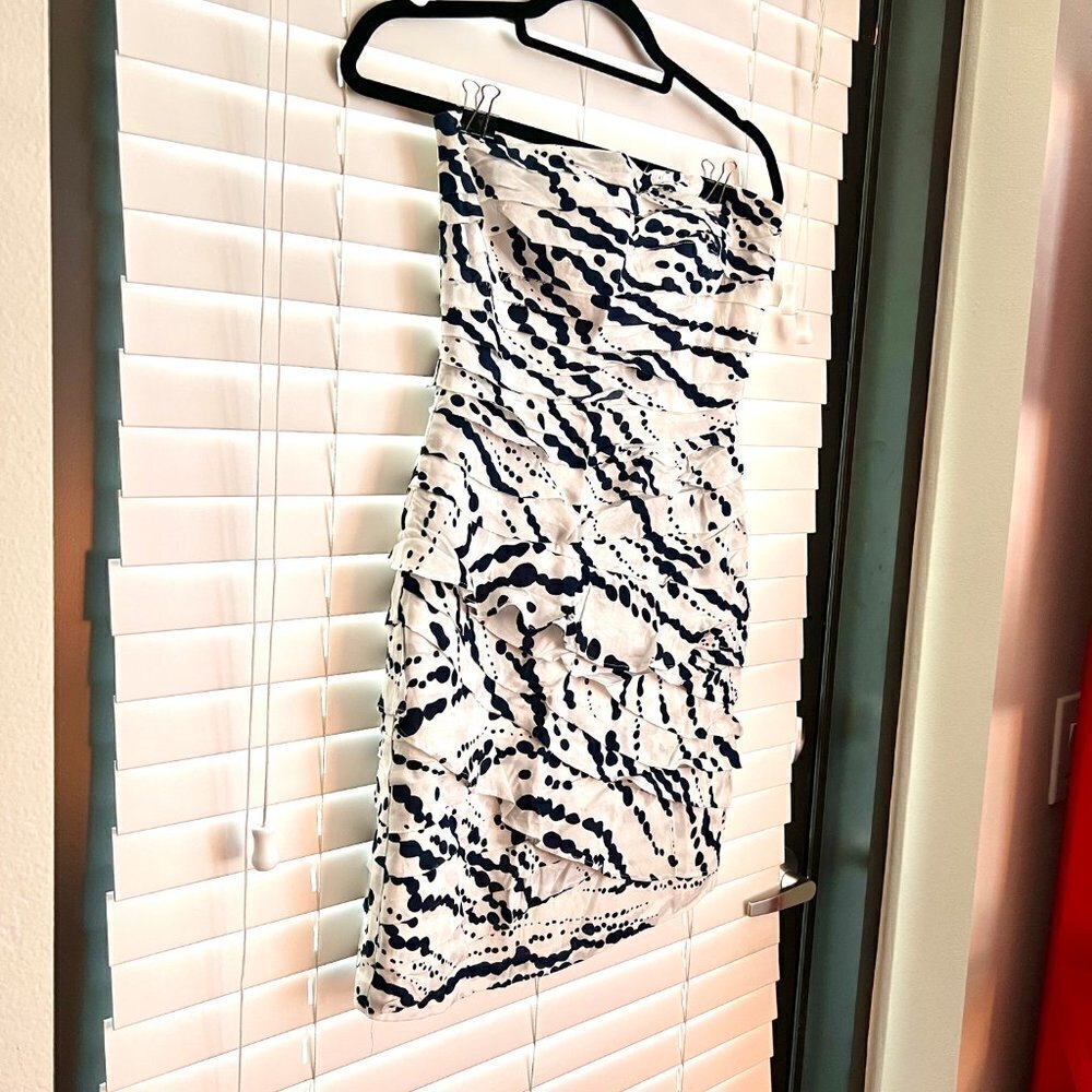 Strapless Mini Tube Dress By Jessica Simpson! Perfect 4 Girls Night! 💕 - Picture 3 of 16